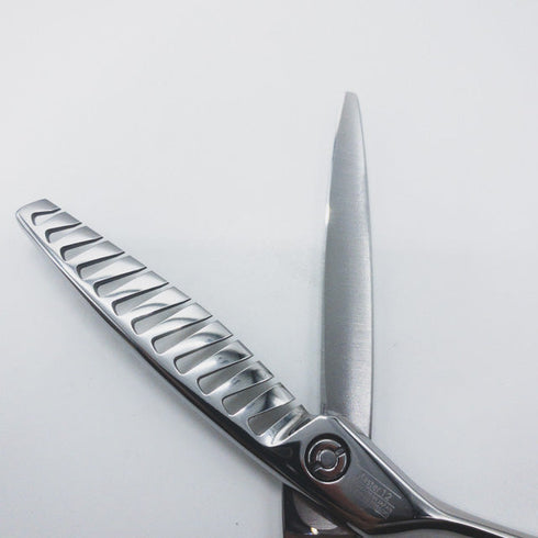 【ミズタニシザーズ ミズタニシザーMIZUTANI SCISSORS】SCHOREM MASTER 12シュコーラムマスター オフセット シザー セニング 美容ハサミ すきばさみ 美容師 理容師 約35~45% 右利き 6インチ 中古 sc1081