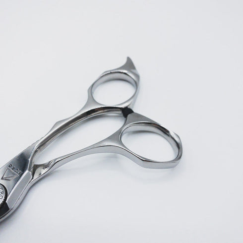 【ミズタニシザーズ ミズタニシザーMIZUTANI SCISSORS】ACRO KNIFEアクロナイフシザー オフセット理容 美容ハサミ 右利き 5.8インチ 中古 sc110