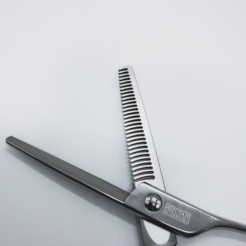 【ミズタニシザーズ ミズタニシザーMIZUTANI SCISSORS】Pixy THINNING 30ピクシー メガネ シザー セニング 美容ハサミ すきばさみ 美容師 理容師 約20~25% 右利き 6インチ 中古 sc1115