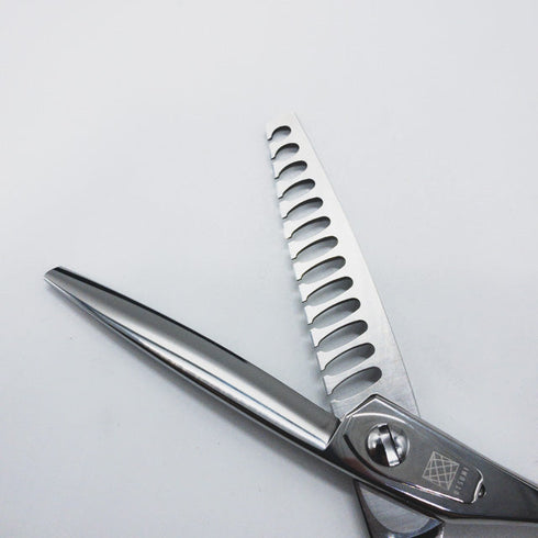 新品未使用【内海ウツミUTSUMI】OF50R オフセット シザー セニング 美容ハサミ すきばさみ 美容師 理容師 約50% 右利き 6インチ 中古 sc2410