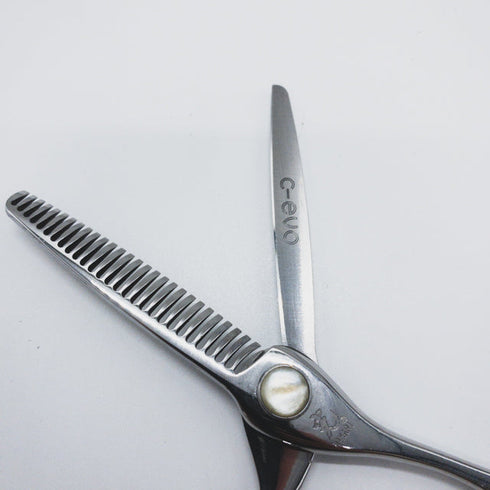 【ヒカリシザーズHIKARI光シザーHIKARI SCISSORS】c-evo 761 メガネ シザー セニング 美容ハサミ すきばさみ 美容師 理容師 約20~30% 右利き 6インチ 中古 sc1222