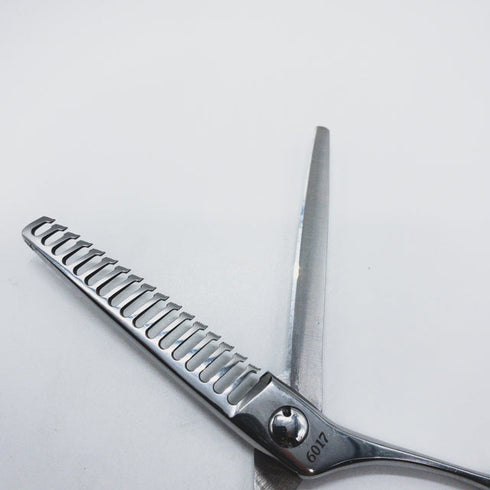 美品【マック シザーBMAC】FT-6017B/B オフセット シザー セニング 美容ハサミ すきばさみ 美容師 理容師 約55~65% 右利き 6インチ 中古 sc1238