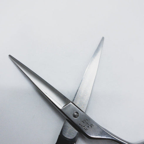 【ヒカリシザーズHIKARI光シザーHIKARI SCISSORS】E-5 シザー オフセット 理容 美容ハサミ 美容師 理容師 右利き 5.8インチ 中古 sc1272