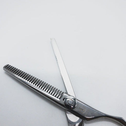 【ミズタニシザーズ ミズタニシザーMIZUTANI SCISSORS】Fit THINNING 30 オフセット シザー セニング 美容ハサミ すきばさみ 美容師 理容師 約30% 右利き 5.7インチ 中古 sc1356