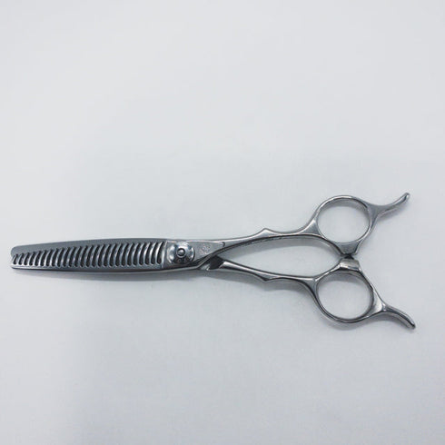 【ナルトシザーズ ナルトシザーNARUTO SCISSORS】三梳きトラントS26 メガネ シザー セニング 美容ハサミ すきばさみ 美容師 理容師 約25~30% 右利き 6インチ 中古 sc1378