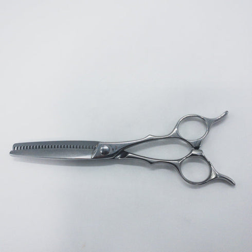 【ナルトシザーズ ナルトシザーNARUTO SCISSORS】三梳きトラントS26 メガネ シザー セニング 美容ハサミ すきばさみ 美容師 理容師 約25~30% 右利き 6インチ 中古 sc1378