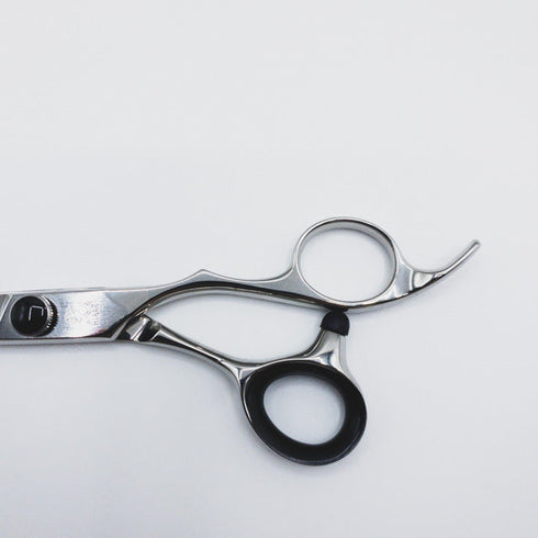 美品【ヒカリシザーズHIKARI光シザーHIKARI SCISSORS】F-5シザー オフセット理容 美容ハサミ 美容師 理容師 右利き 5.7インチ 中古 sc139