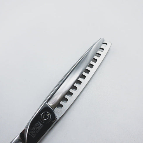 【ミズタニシザーズ ミズタニシザーMIZUTANI SCISSORS】CRONOS3クロノス メガネ シザー セニング 美容ハサミ すきばさみ 美容師 理容師 約50% 右利き 5.8インチ 中古 sc1419