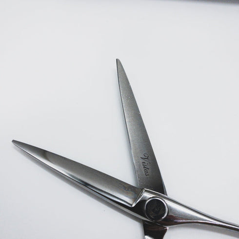 【ナルトシザーズ ナルトシザーNARUTO SCISSORS】クラブヴィスタM-ⅡG シザー メガネ 理容 美容ハサミ 美容師 理容師 右利き 5.9インチ 中古 sc1424