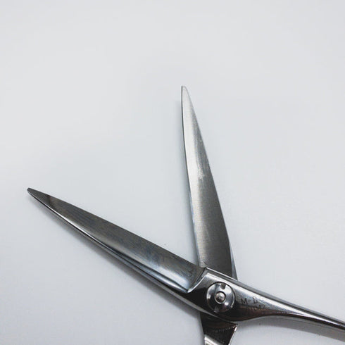 【ナルトシザーズ ナルトシザーNARUTO SCISSORS】クラブヴィスタM-ⅡG シザー メガネ 理容 美容ハサミ 美容師 理容師 右利き 5.9インチ 中古 sc1424
