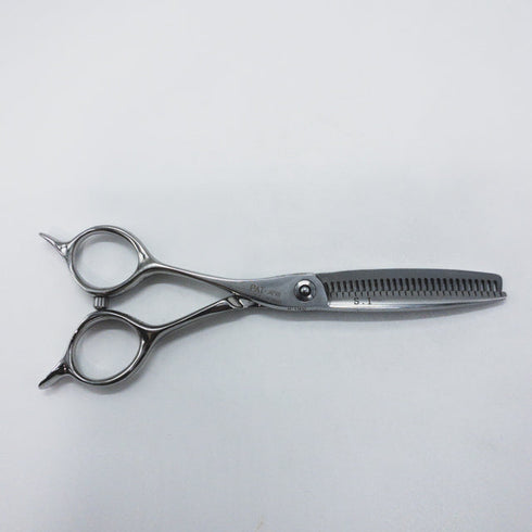 【トギノンTOGINON】0210 エクセレントクイーンスター5.8 メガネ シザー セニング 美容ハサミ すきばさみ 美容師 理容師 約20% 左利き 5.8インチ 中古 sc1437