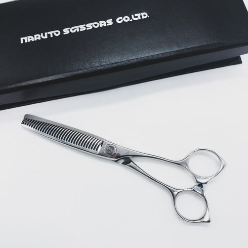 【ナルトシザーズ ナルトシザーNARUTO SCISSORS】レオヴィスタMTS30G メガネ シザー セニング 美容ハサミ すきばさみ 美容師 理容師 約30% 右利き 6インチ 中古 sc1454