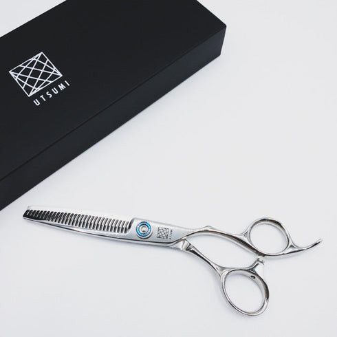 新品未使用【内海ウツミUTSUMI】U&U SWISH15 オフセット シザー セニング 美容ハサミ すきばさみ 美容師 理容師 約15% 右利き 6インチ 中古 sc147