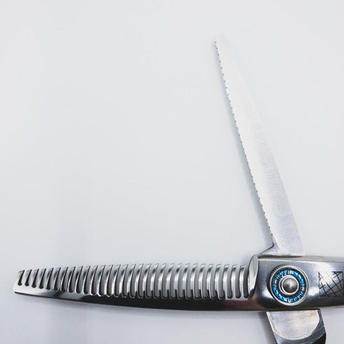 新品未使用【内海ウツミUTSUMI】U&U SWISH15 オフセット シザー セニング 美容ハサミ すきばさみ 美容師 理容師 約15% 右利き 6インチ 中古 sc147