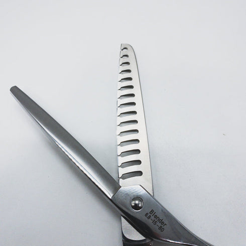 【ケリー ワンクスKERRY】6.8-15-80ブレンダー トリミングシザー 右利き セニング トリマー ペット 6.8インチ 中古 sc1473