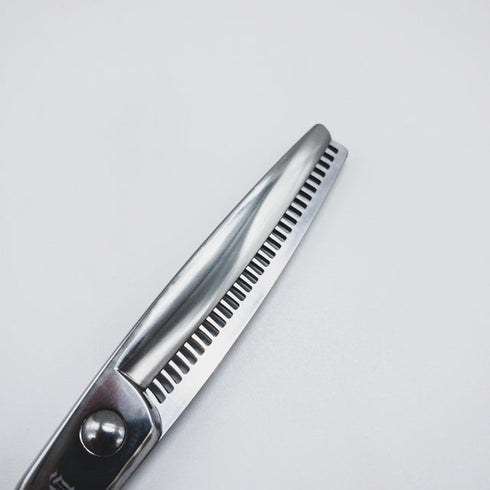 美品【ネットワークNETWORK】 メガネ シザー セニング 美容ハサミ すきばさみ 美容師 理容師 約20~25% 右利き 5.9インチ 中古 sc1486