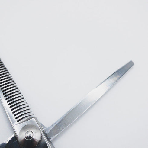 【ハヤシシザーズ ハヤシシザーHAYASHI SCISSORS】 メガネ シザー セニング 美容ハサミ すきばさみ 美容師 理容師 約10~20% 右利き 5.9インチ 中古 sc15