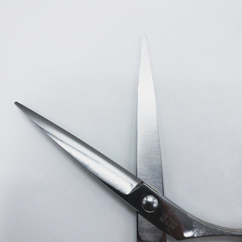 【ヒカリシザーズHIKARI光シザーHIKARI SCISSORS】BLAZE573 シザー オフセット 理容 美容ハサミ 美容師 理容師 右利き 6.5インチ 中古 sc1517
