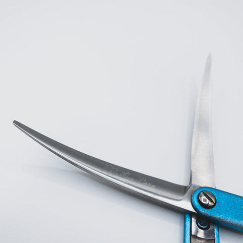 【333dog careドッグケア】グラデーション カーブシザー メガネ トリミング トリマー ペット右利き 6インチ sc153