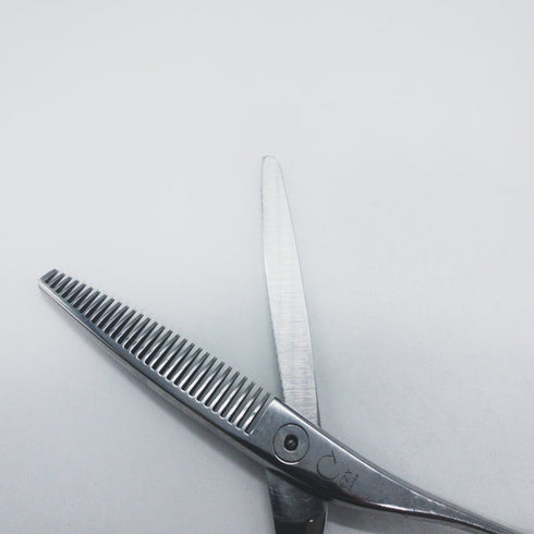 【EZY SCISSORS】ZD30r メガネ シザー セニング 美容ハサミ すきばさみ 美容師 理容師 約20% 右利き 6インチ 中古 sc1558