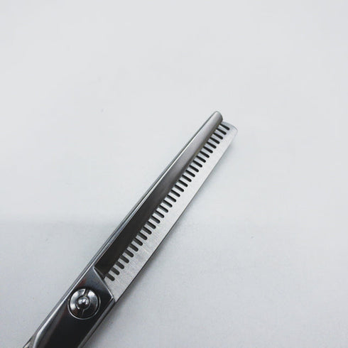【ミズタニシザーズ ミズタニシザーMIZUTANI SCISSORS】Re-tro THINNING 30レトロ メガネ シザー セニング 美容ハサミ すきばさみ 美容師 理容師 約30% 右利き 5.7インチ 中古 sc1567