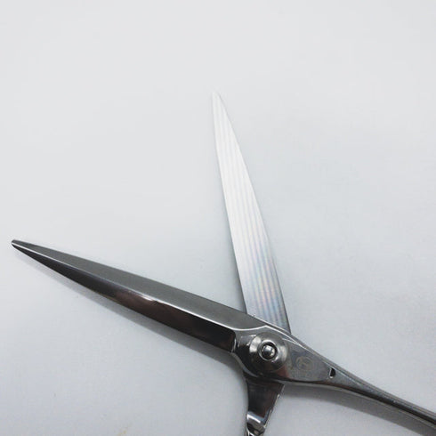 【ヘブンスシザーズ ヘヴンスシザーHEAVENS】Yu-ga6.5 シザー オフセット 理容 美容ハサミ 美容師 理容師 右利き 6.5インチ 中古 sc1592