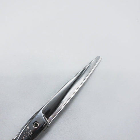 新品同様【ヒカリシザーズHIKARI光シザーHIKARI SCISSORS】STELLA COSMOS802 ステラコスモス シザー オフセット 理容 美容ハサミ 美容師 理容師 右利き 6インチ 中古 sc1601