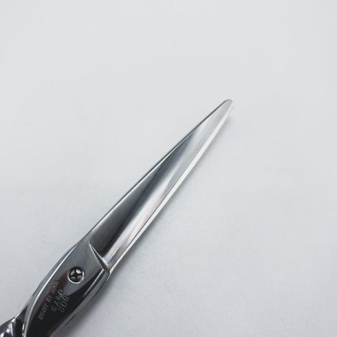 新品同様【ヒカリシザーズHIKARI光シザーHIKARI SCISSORS】STELLA COSMOS802 ステラコスモス シザー オフセット 理容 美容ハサミ 美容師 理容師 右利き 6インチ 中古 sc1630