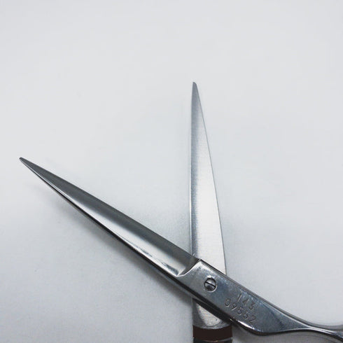 【ヒカリシザーズHIKARI光シザーHIKARI SCISSORS】NEO COSMOS143 ネオコスモス シザー オフセット 理容 美容ハサミ 美容師 理容師 右利き 6インチ 中古 sc1637