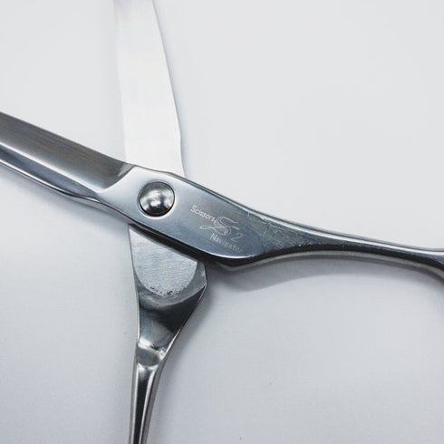 【Scissors Navigator S2エスツー】ABBEYコラボ シザー メガネ 理容 美容ハサミ 美容師 理容師 右利き 6.3インチ 中古 sc1639