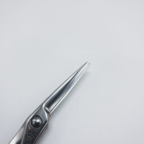 【ナルトシザーズ ナルトシザーNARUTO SCISSORS】ヘネシー ミニカット シザー オフセット 理容 美容ハサミ 美容師 理容師 右利き 5インチ 中古 sc1681