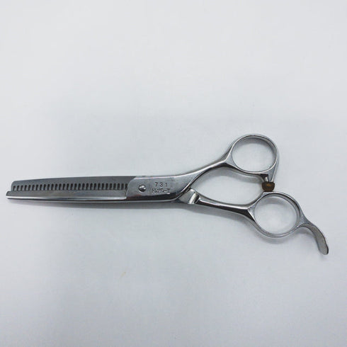 【ヒカリシザーズHIKARI光シザーHIKARI SCISSORS】トレンディー3 731 オフセット シザー セニング 美容ハサミ すきばさみ 美容師 理容師 約8% 右利き 6インチ 中古 sc1687