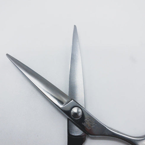 【ヒカリシザーズHIKARI光シザーHIKARI SCISSORS】E-5 シザー オフセット 理容 美容ハサミ 美容師 理容師 右利き 5.9インチ 中古 sc1715