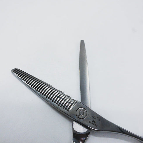 【ビアーズBEARDS】Aries POSEIDON3刃 トリミングシザー セニング オフセット 右利き トリマー ペット 5.8インチ 中古 sc1728