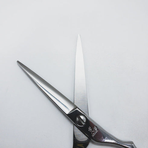 【ヒカリシザーズHIKARI光シザーHIKARI SCISSORS】E-5 シザー オフセット 理容 美容ハサミ 美容師 理容師 右利き 5.7インチ 中古 sc1736