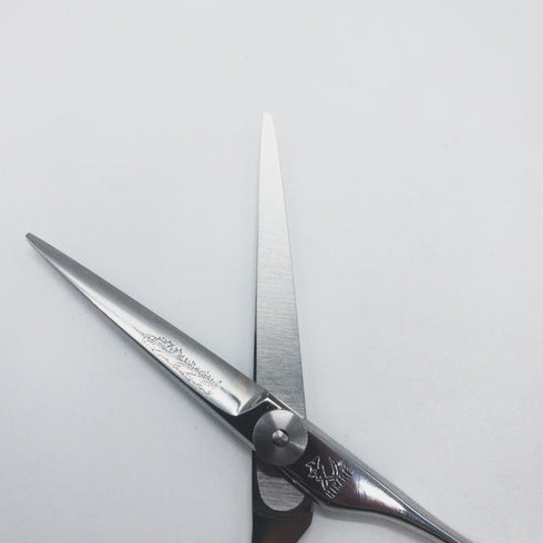 【ヒカリシザーズHIKARI光シザーHIKARI SCISSORS】BLAZE571 シザー オフセット 理容 美容ハサミ 美容師 理容師 右利き 5.5インチ 中古 sc1744