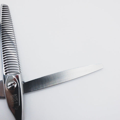 新品未使用【内海ウツミUTSUMI】RD30 トリミングシザー セニング オフセット 右利き トリマー ペット 6インチ 中古 sc285