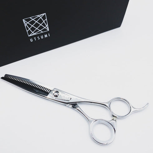 新品未使用【内海ウツミUTSUMI】U&U OF30R オフセット シザー セニング 美容ハサミ すきばさみ 美容師 理容師 約30% 右利き 6インチ 中古 sc181