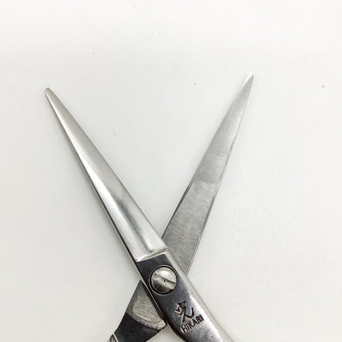 【ヒカリシザーズHIKARI光シザーHIKARI SCISSORS】E-2 シザー オフセット 理容 美容ハサミ 美容師 理容師 右利き 5.3インチ 中古 sc1903