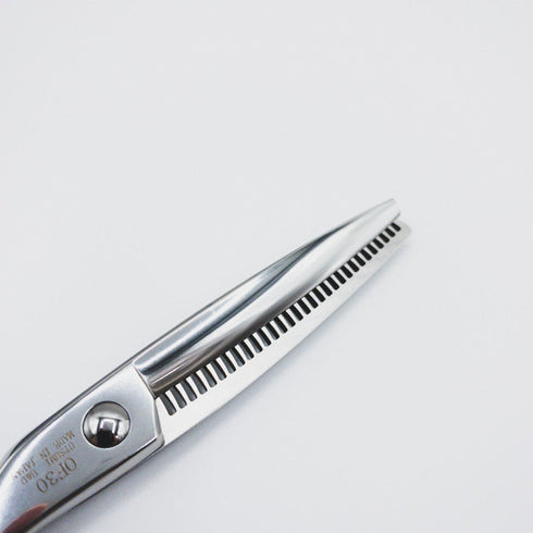 新品未使用【内海ウツミUTSUMI】U&U OF30 セニング トリミングシザー オフセット 右利き トリマー ペット 6インチ 中古 sc218