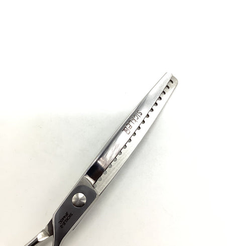 【SVANS.スバンス】カーブ ブレンディング トリミングシザー 右利き セニング トリマー ペット 6.5インチ 中古 sc2042