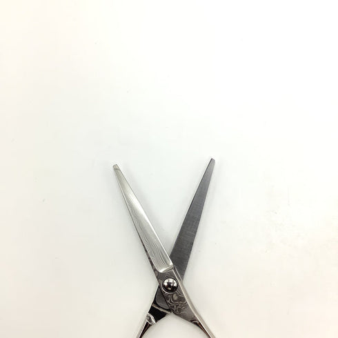 新品未使用【ルクスシザーLUXE】Infinity 50Gダマスカス シザー メガネ 理容 美容ハサミ 美容師 理容師 右利き 5.25インチ 中古 sc2069