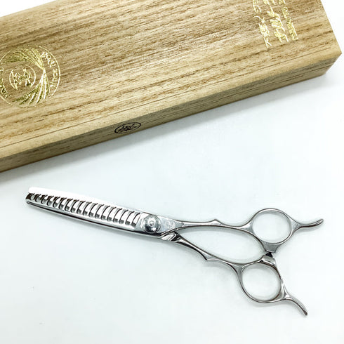 美品【ナルトシザーズ ナルトシザーNARUTO SCISSORS】五梳きクーパーライン メガネ シザー セニング 美容ハサミ すきばさみ 美容師 理容師 約60% 右利き 6インチ 中古 sc2201