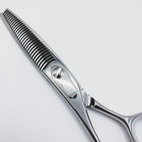 新品未使用【内海ウツミUTSUMI】OF15L 30目 オフセット シザー セニング 美容ハサミ すきばさみ 美容師 理容師 約15% 左利き 6インチ 中古 sc228