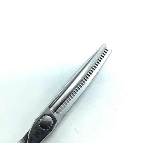 【ジョーウェルJOEWELL】スプリームS3T-30 量感調整 メガネ シザー セニング 美容ハサミ すきばさみ 美容師 理容師 約30% 右利き 5.9インチ 中古 sc2292
