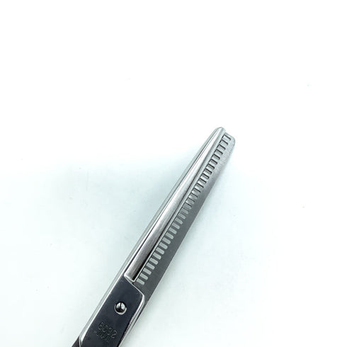 【ヒカリシザーズHIKARI光シザーHIKARI SCISSORS】6032 オフセット シザー セニング 美容ハサミ すきばさみ 美容師 理容師 約40% 右利き 6インチ 中古 sc2313