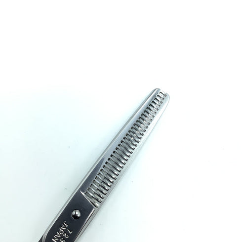 【ヒカリシザーズHIKARI光シザーHIKARI SCISSORS】723 逆刃 オフセット シザー セニング 美容ハサミ すきばさみ 美容師 理容師 約40% 右利き 6インチ 中古 sc2396