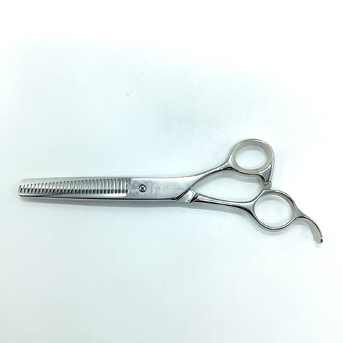 新品未使用【ヒカリシザーズHIKARI光シザーHIKARI SCISSORS】6032a 逆刃 オフセット シザー セニング 美容ハサミ すきばさみ 美容師 理容師 約40% 右利き 6インチ 中古 sc2429