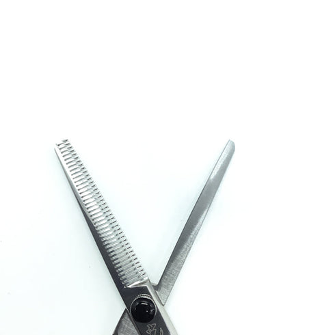 新品未使用【ヒカリシザーズHIKARI光シザーHIKARI SCISSORS】T-37 メガネ シザー セニング 美容ハサミ すきばさみ 美容師 理容師 約25% 右利き 5.7インチ 中古 sc2413