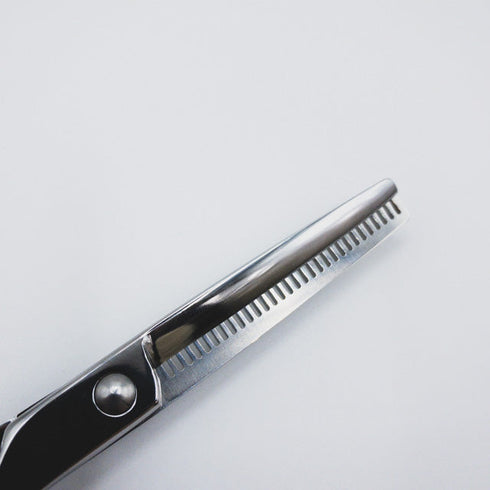 美品【YAGYU柳生】REOX S30A オフセット シザー セニング 美容ハサミ すきばさみ 美容師 理容師 約20~30% 右利き 6インチ 中古 sc251